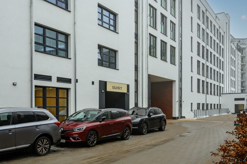 1 Master Hamburg street